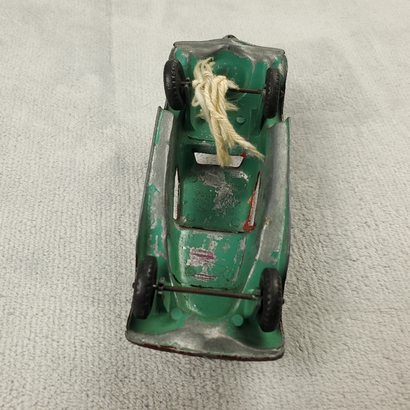 Vintage Hubley 1934 Ford Coupe #404 Diecast Model Car Antique Metal Toy 5 1/2" - Picture 4 of 12